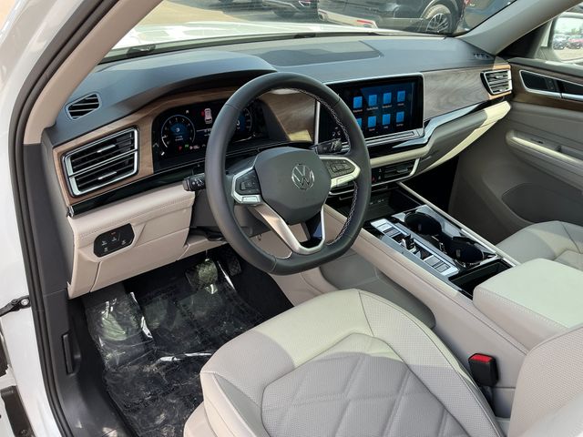 2026 Volkswagen Atlas SE w/Tech - Photo 4