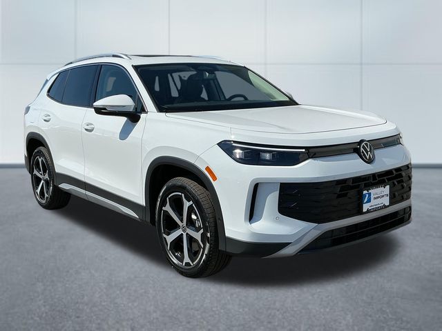 2026 Volkswagen Tiguan 2.0T SE 4Motion's photo