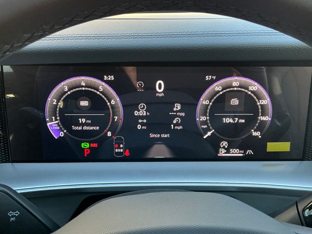 2026 Volkswagen Tiguan SE R-Line Black photo 3