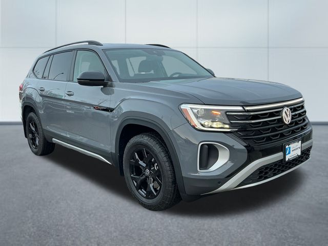 2026 Volkswagen Atlas Atlas Peak Edition's photo