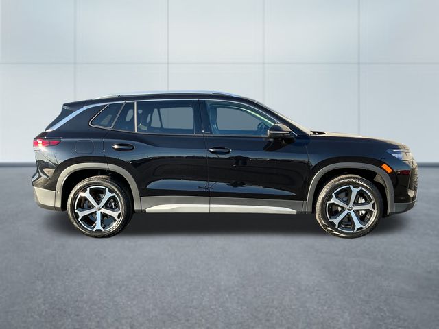 2026 Volkswagen Tiguan SE photo 4