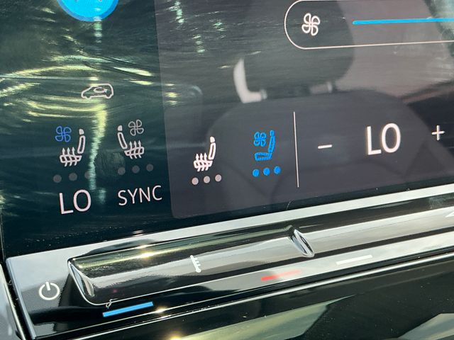 2026 Volkswagen Atlas SE w/Tech - Photo 16