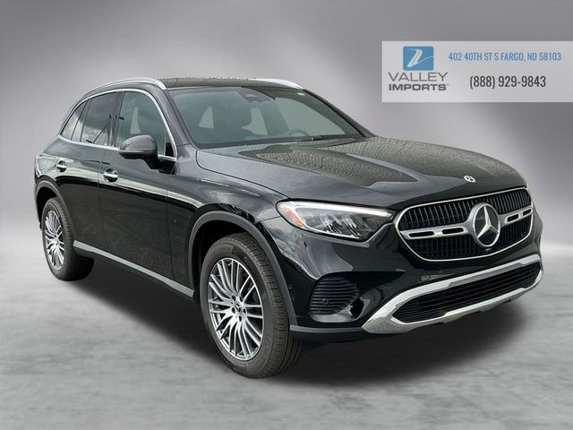 2025 Mercedes-Benz GLC GLC 300 4MATIC's photo