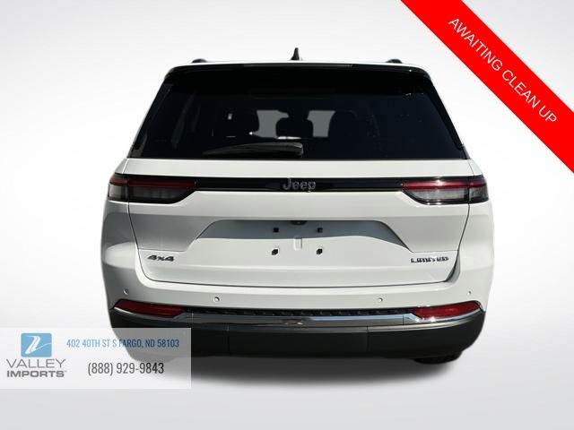 2022 Jeep Grand Cherokee Limited photo 3