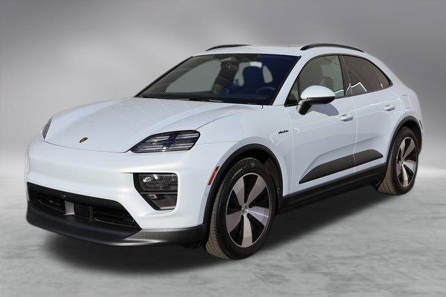 Used 2024 Porsche Macan Base with VIN WP1AA2XA5RL002880 for sale in Fargo, ND