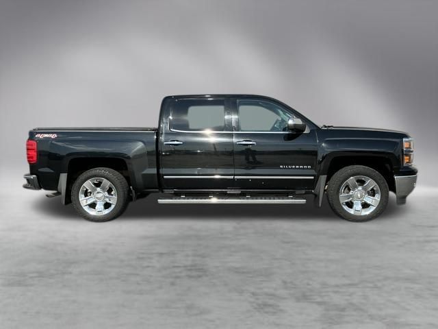 2015 Chevrolet Silverado 1500 LTZ photo 3