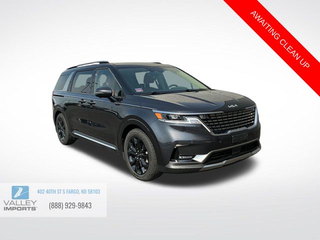 2023 Kia Sedona SX's photo