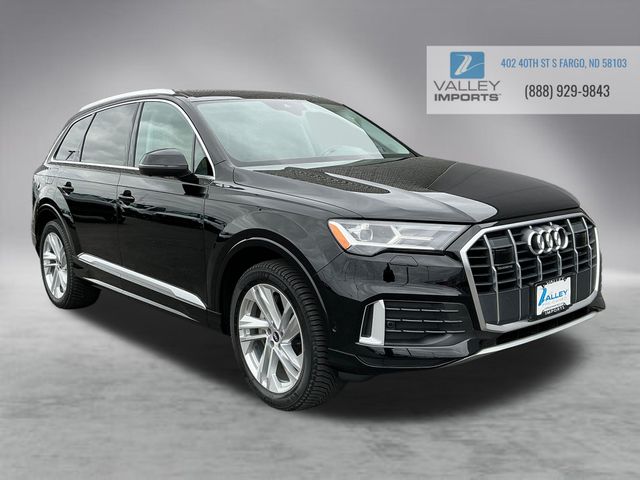 2021 Audi Q7 45 Premium Plus quattro Tiptronic's photo