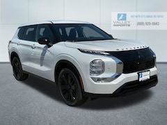 2026 Mitsubishi Outlander LE SUV