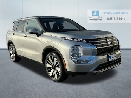 Featured New 2026 Mitsubishi Outlander SE SUV for Sale in Fargo, ND