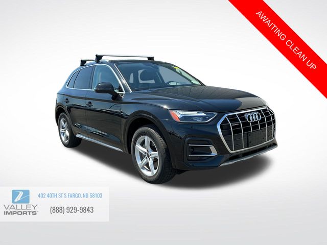 2023 Audi Q5 40 Premium's photo
