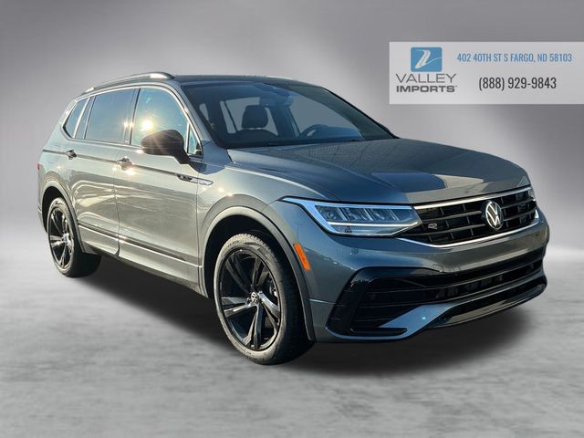 2023 Volkswagen Tiguan SE R-LINE BLACK