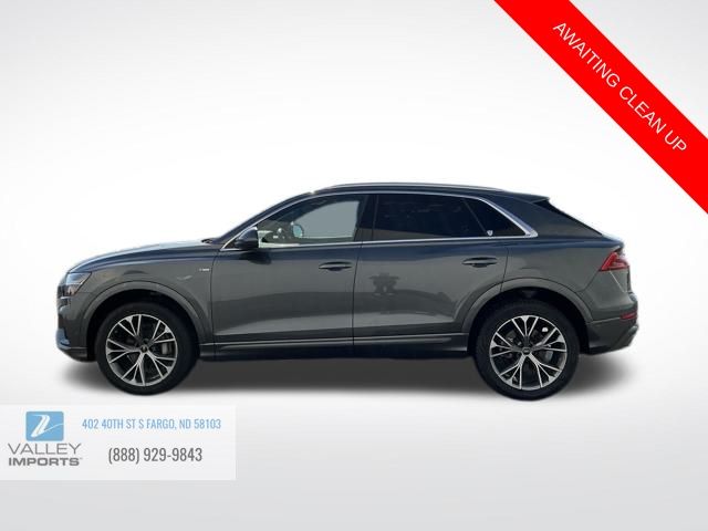 2023 Audi Q8 55 Premium Plus photo 2