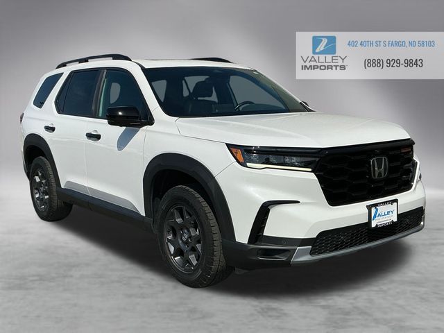 2023 Honda Pilot TrailSport AWD's photo