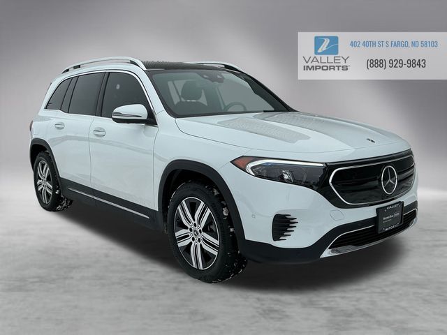 2023 Mercedes-Benz EQB Base's photo