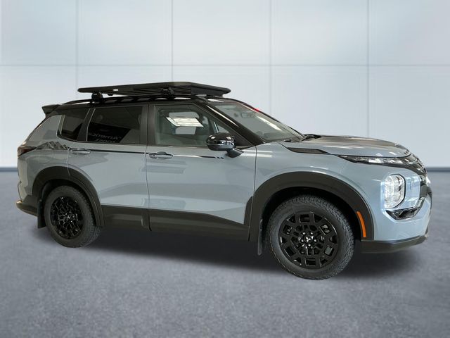2026 Mitsubishi Outlander Trail Edition - Photo 3