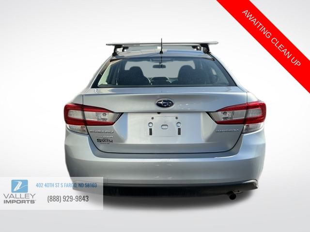 2018 Subaru Impreza 2.0i photo 2