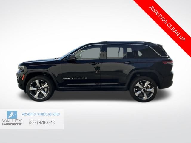 2022 Jeep Grand Cherokee Limited photo 4
