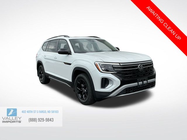 2024 Volkswagen Atlas 2.0T Atlas Peak Edition SEL 4MOTION's photo