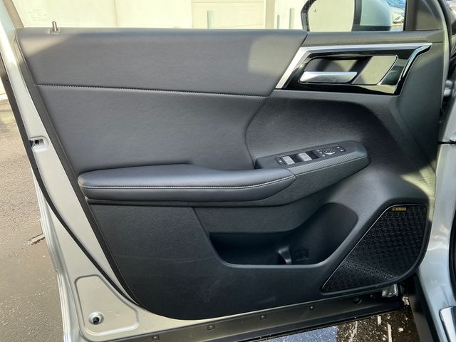 2026 Mitsubishi Outlander SE - Photo 12