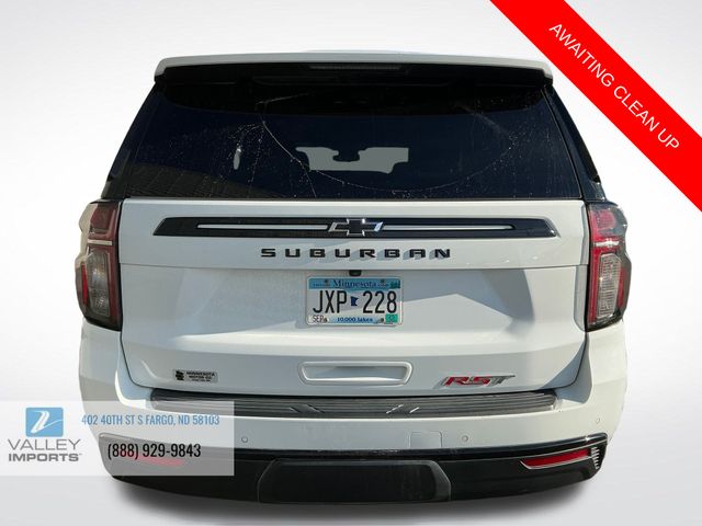 2023 Chevrolet Suburban RST photo 2