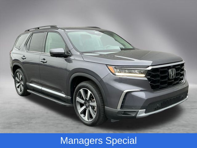 2023 Honda Pilot Elite's photo