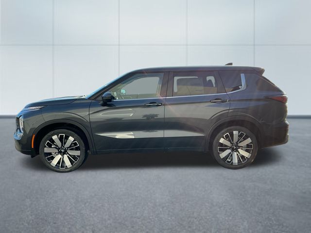 2026 Mitsubishi Outlander SE - Photo 7