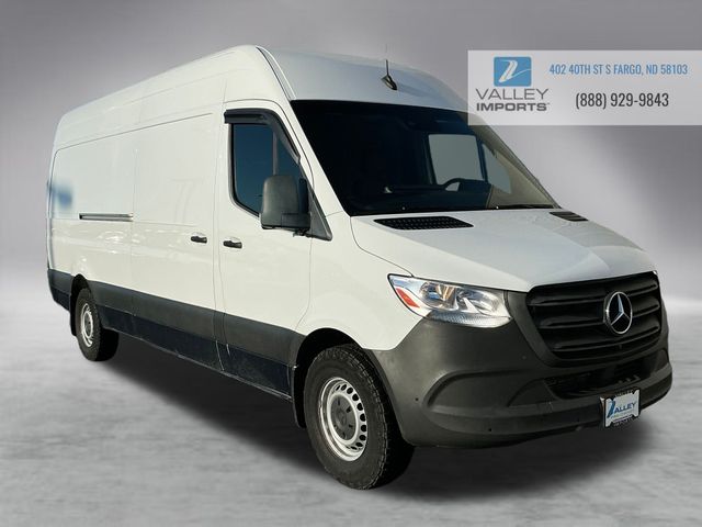 2021 Mercedes-Benz Sprinter Sprinter 2500's photo