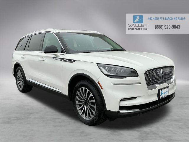 2023 Lincoln Aviator Base's photo