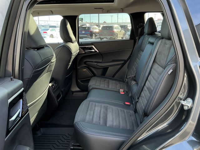2026 Mitsubishi Outlander SE - Photo 21