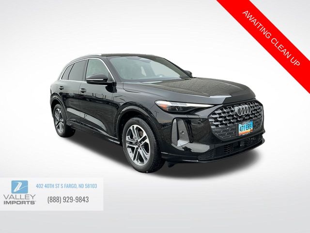 2025 Audi New Q5 Prestige's photo