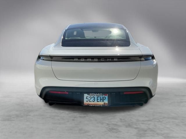 2020 Porsche Taycan Turbo S photo 4