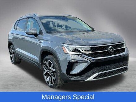 Featured Used 2023 Volkswagen Taos 1.5T SEL SUV for Sale in Fargo, ND