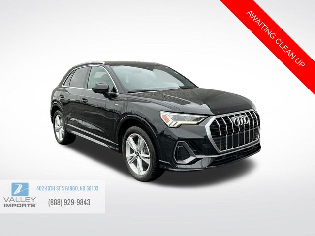 2023 Audi Q3 45 TFSI S Line Premium Plus quattro's photo