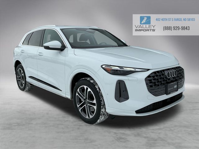 2025 Audi New Q5 Premium's photo