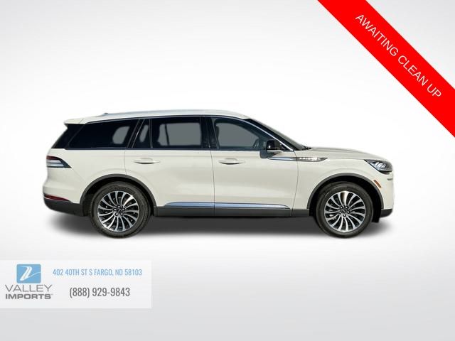 2021 Lincoln Aviator Reserve photo 2