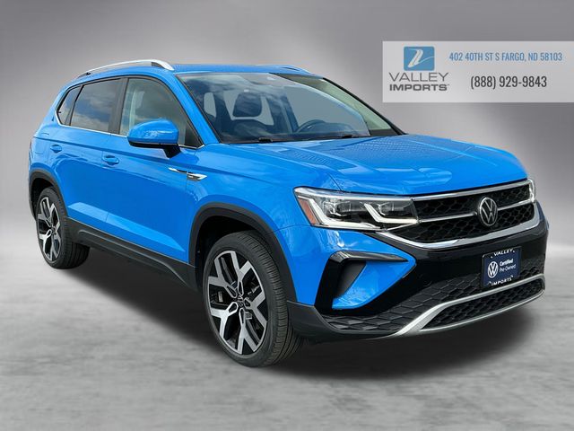 2023 Volkswagen Taos 1.5T SEL 4Motion's photo