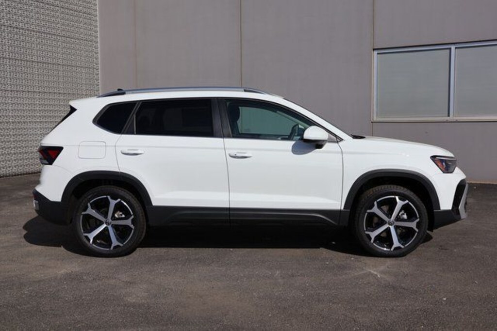 Certified 2025 Volkswagen Taos 1.5T SEL SUV