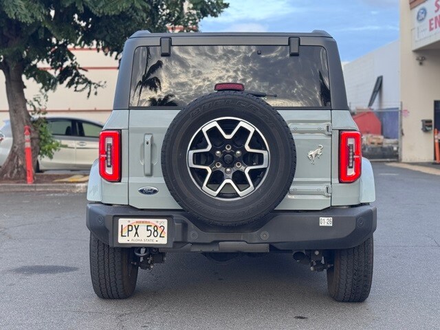 2024 Ford Bronco Outer Banks photo 2