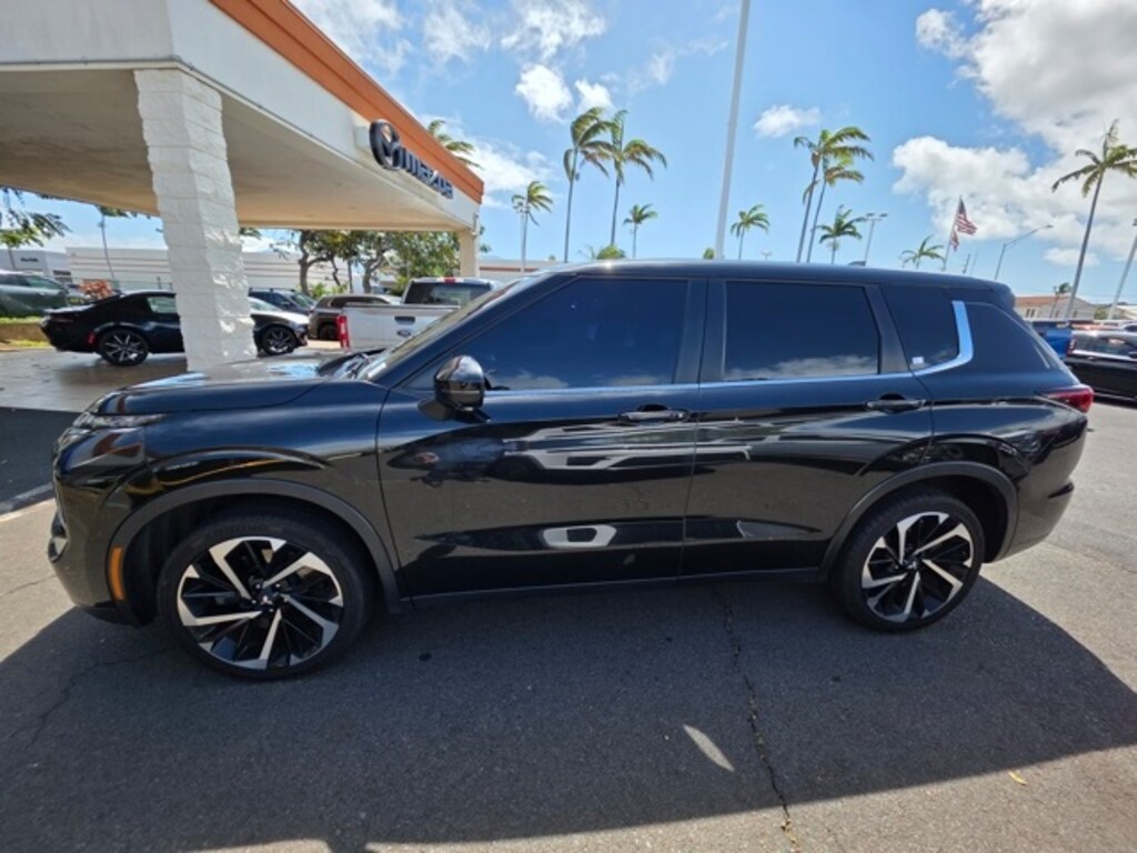 Used 2023 Mitsubishi Outlander SE SUV
