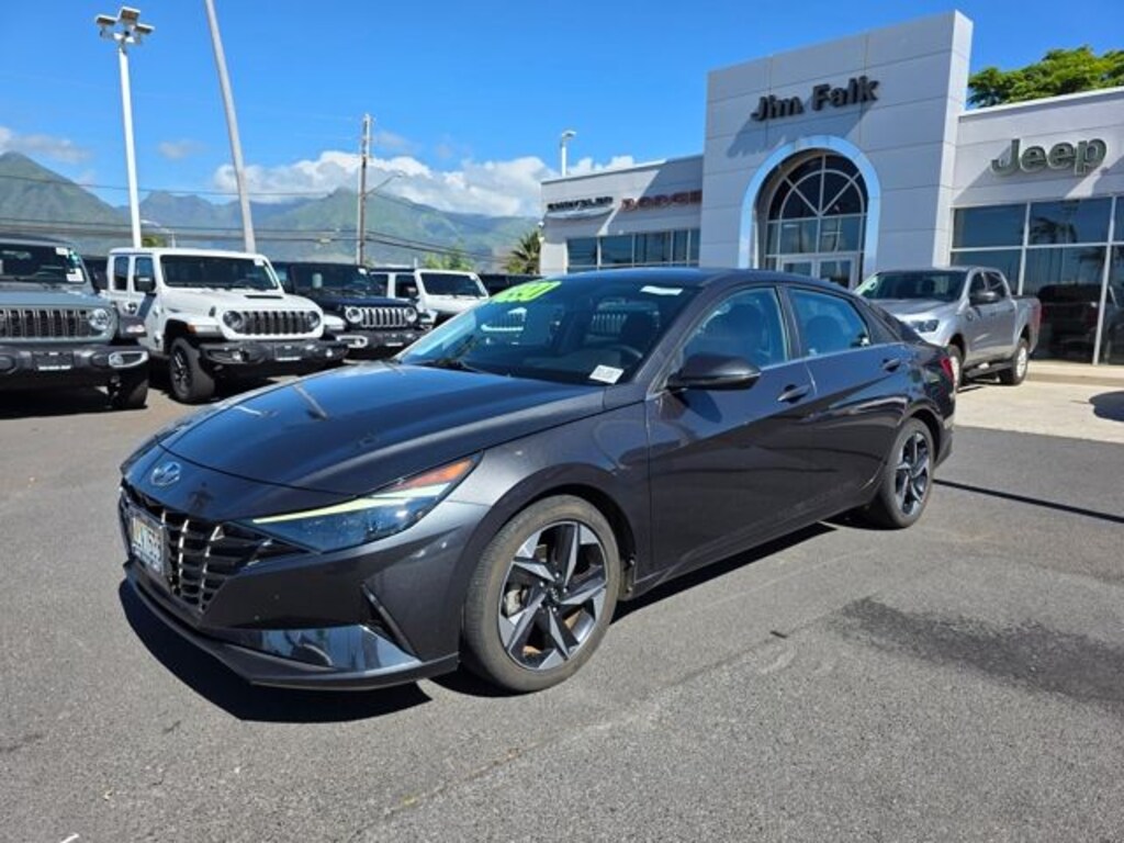 Used 2022 Hyundai Elantra Limited Sedan