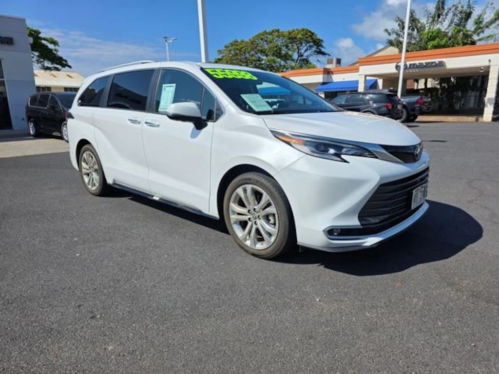 Used 2023 Toyota Sienna Platinum 7 Passenger Van Passenger Van