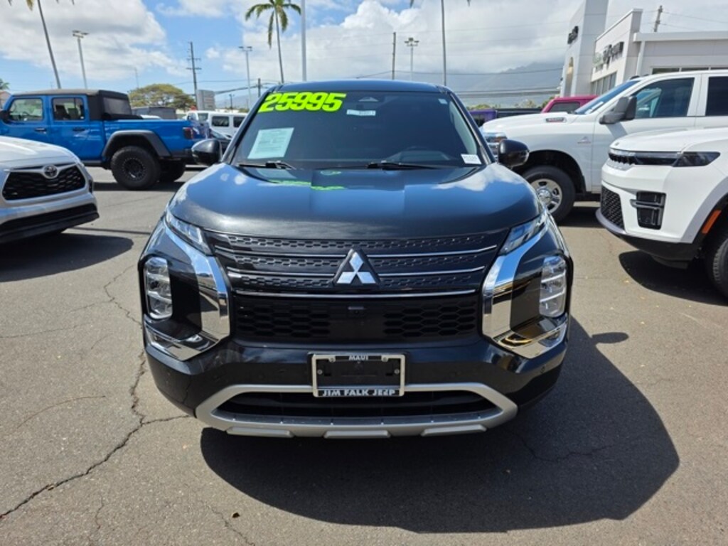 Used 2023 Mitsubishi Outlander SE SUV