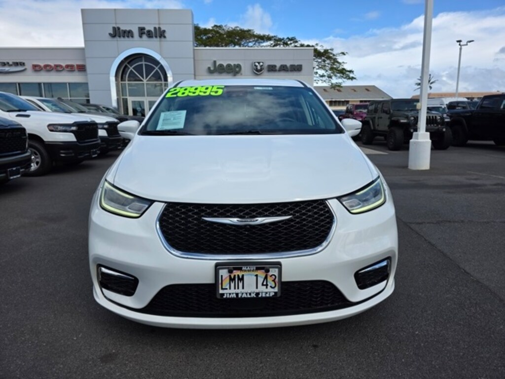 Used 2022 Chrysler Pacifica Hybrid Touring L Minivan/Van