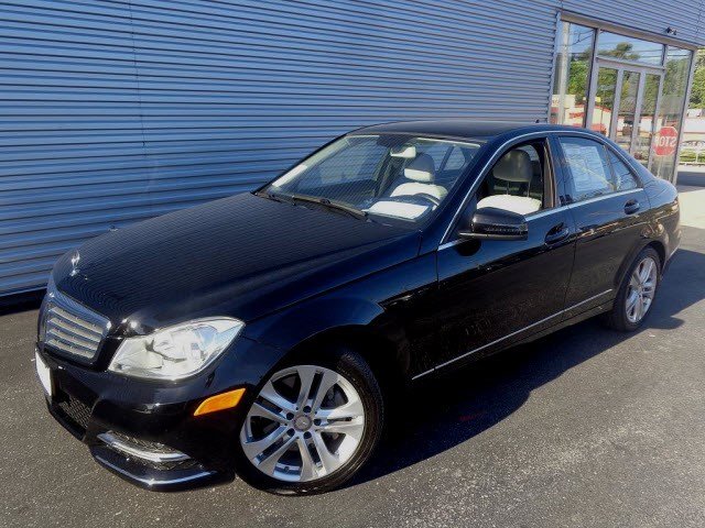 2014 Mercedes-Benz C-Class's photo