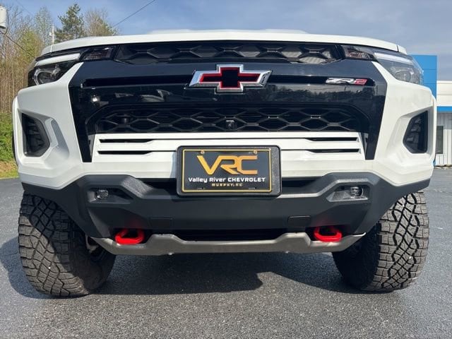 2024 Chevrolet Colorado ZR2 - Photo 14