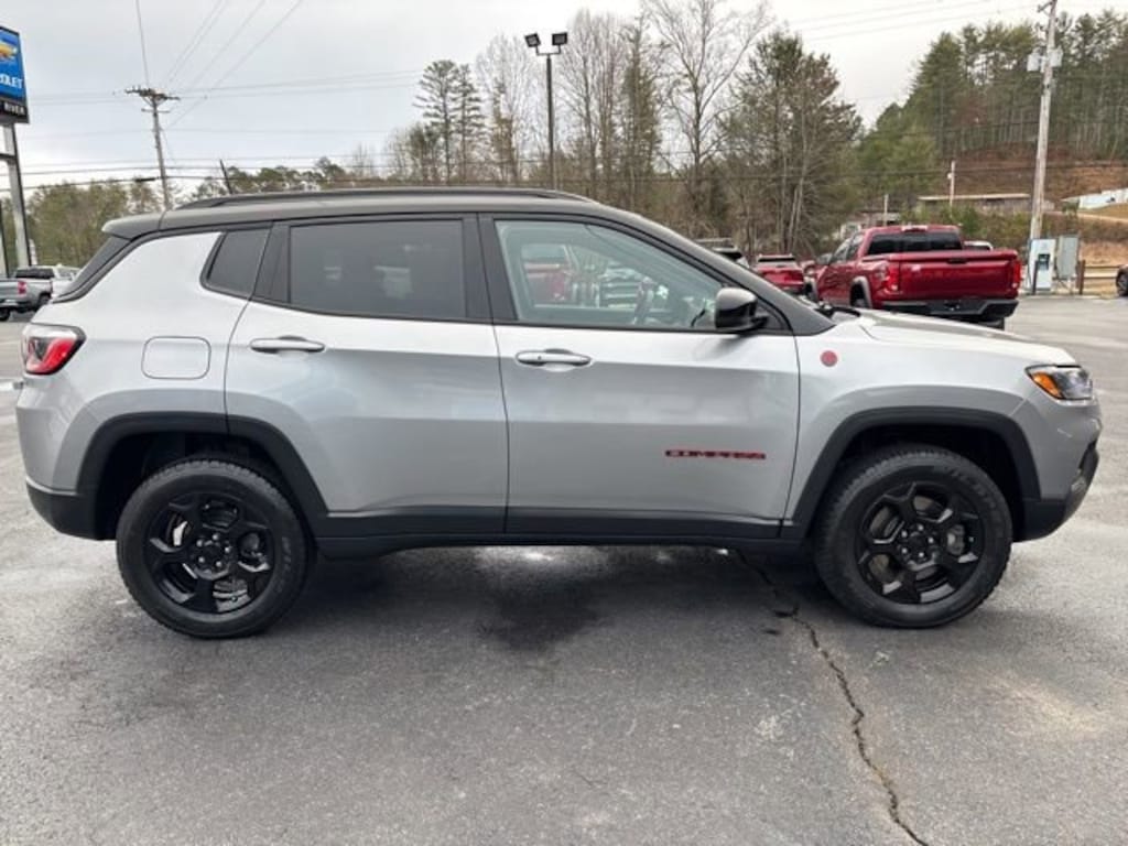 Used 2023 Jeep Compass Trailhawk