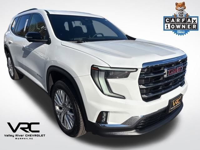 2024 GMC Acadia Elevation's photo