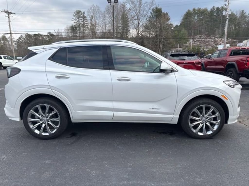 Used 2024 Buick Encore GX Avenir SUV