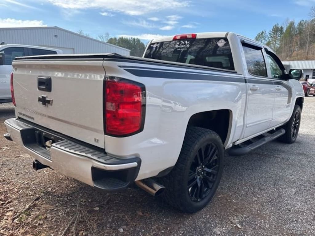 Used 2017 Chevrolet Silverado 1500 LT Truck